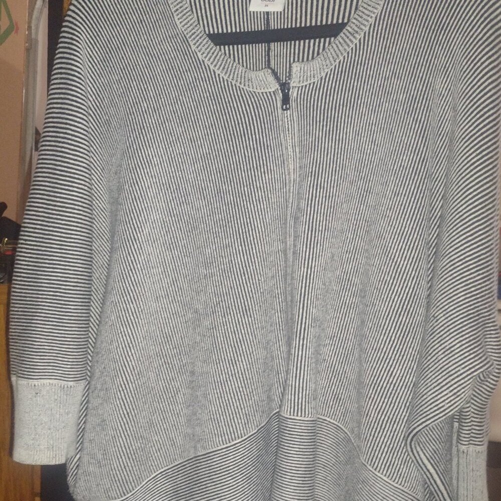 Cabi size medium black and white fine striped sweater cardigan